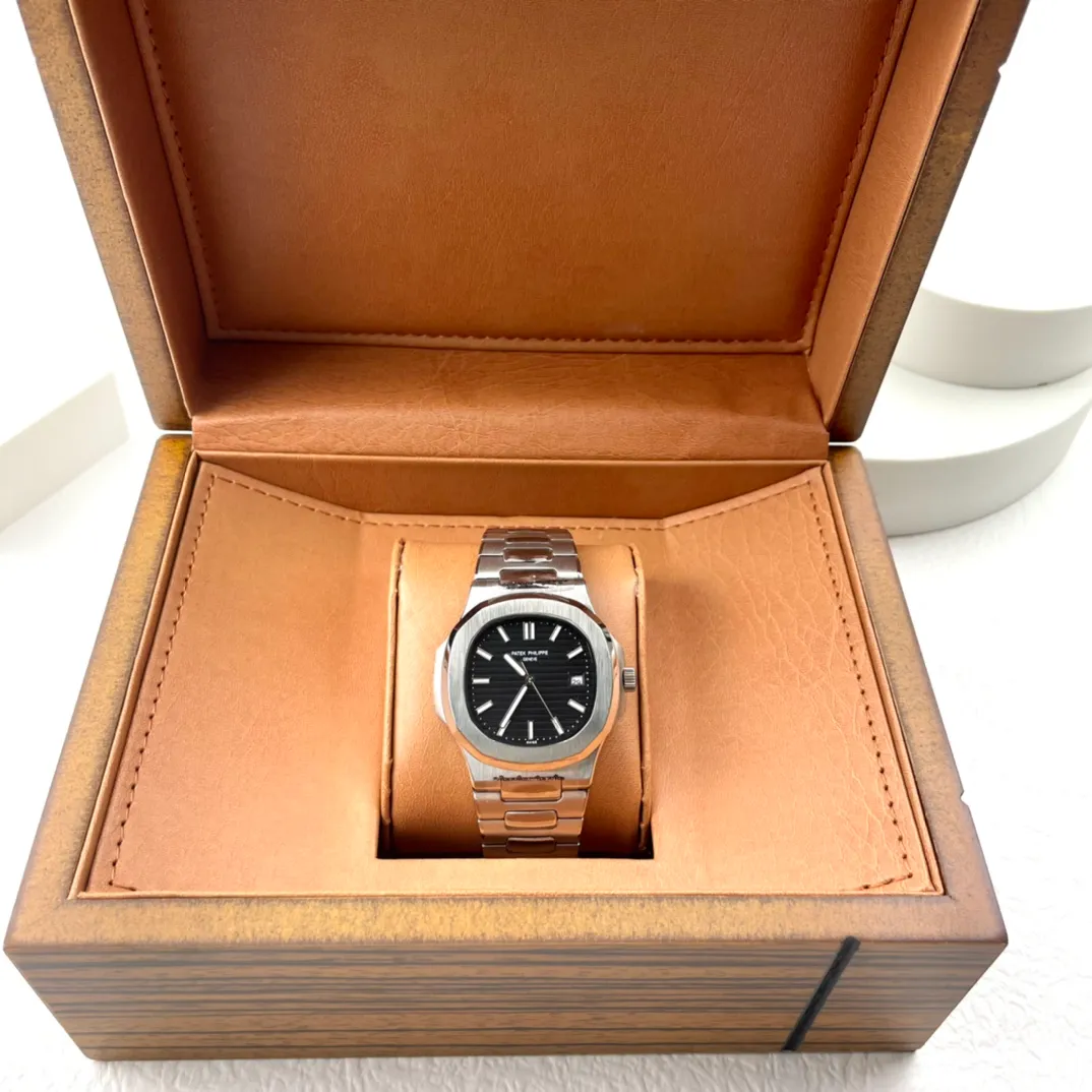 【High-end replica】💰1240! Patek Philippe Nautilus Series ♠Material: 316 stainless steel ♠Lens: sapphire glass ♠Movement: top fully automatic imported Citizen 8215 machinery ♠Size: 42mm diameter 2021 "Men's Preferred Model" Exquisite text three-dimensional sense - Nautilus [Exclusive real photo] Top-level creation, exquisite quality, excellent temperament Type: boutique men's watch (top-level) exquisite quality! !